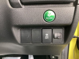 横滑り抑制機能を搭載し、滑りやすい路面での車両安定性を高めます。