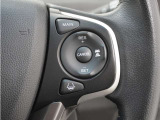 ◆アダプティブクルーズコントロール◆予め設定した車速内でクルマが自動的に加減速。前走車との適切な車間距離を維持しながら追従走行します。【LKAS】車線維持支援システムでステアリング操作を支援。
