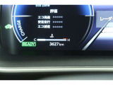 トヨタ認定中古車には1年間走行距離無制限の『ロングラン保証』がついています。年式は問わず、全国約5,000ヶ所のトヨタのお店で保証修理を受けることができます。