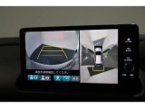 ★マルチビューカメラシステム★ギヤをRに入れるとナビの画面には上空から見下ろし感覚の映像がドライバーをアシスト★