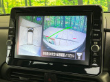 【アラウンドビューモニター】専用のカメラにより、上から見下ろしたような視点で360度クルマの周囲を確認することができます☆死角部分も確認しやすく、狭い場所での切り返しや駐車もスムーズに行えます。