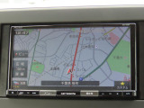 メモリーナビ装備で、知らない場所もあっという間に検索♪ちょっとしたお出かけや旅行もこれでバッチリですね。