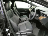 傷みやすい運転席シートも比較的状態良好です!!
