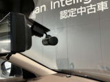 いくら安全運転をしていても、事故に巻き込まれることもあります。万が一の時に証拠として使えるフロント+車室内ドライブレコーダーがついてます♪