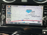 ナビゲーションを利用することで、目的地までのルートを案内し、最新の道路状況を反映して最適なルートを提案してくれます。また、渋滞を回避するルートを提案してくれるので、安全に目的地に到着することができます