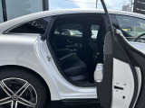 メルセデス・ベンツの定める厳しい基準をクリアしたお車のみをご案内させて頂きます。「認定中古車」は納車前整備がポイントです。販売するに相応しい車両の選定と、納車前整備に力を注いでおります。