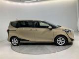 コンパクトで使い勝手の良いミニバン車をお探しの方にピッタリの1台です♪