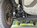 お車を安心してお乗りいただく為には、足回りの定期点検が欠かせません。サービスサポート(有償保証)では無料点検もご提供しており、安心のカーライフをお過ごしいただけるサポート体制が整っています。