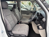 1列目シートです。足元までゆったりとご乗車いただけます!