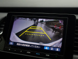 ■バックカメラ■ガイドラインが付いているので車庫入れも楽々です!トランク下部分の死角もカバーしてくれるので運転も安心です♪
