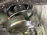 お車を安心してお乗りいただく為には、足回りの定期点検が欠かせません。サービスサポート(有償保証)では無料点検もご提供しており、安心のカーライフをお過ごしいただけるサポート体制が整っています。