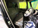 運転席シート廻りは使用感も少なく、良好な状態となっています。丁寧に使われていたことがよくわかりますね。