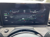 スピードメーターに地図を映し出すことが可能です。