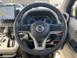 ステアリングスイッチ搭載!ハンドルひとつで手を離さなくても運転中視線をそらさなくても操作が出来て便利です