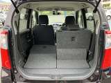 使いやすいサイズ感のトランクルーム!荷物を積み込みやすいという実用性の高さも人気のポイント!