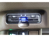 ボイスタイプのETC搭載。高速道路出入口もスマートに通過! 今やマストアイテムですね。納車前には使用できるようにセットアップをさせていただきます。ETCカードの取扱もしておりますのでご相談ください。