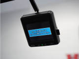 ◆ドライブレコーダー◆映像・音声などを記録する自動車用の装置です。 もしもの事故の際の記録はもちろん、旅行の際の思い出としてドライブの映像を楽しむことができます。