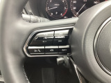 運転姿勢を崩さずにオーディオ操作が可能なステアリングオーディオスイッチ。Bluetooth接続でハンズフリー通話も可能です!