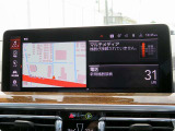 ◆iDriveを装備。操作系統をディスプレイから独立させることで、人間工学に基づいた最適な運転環境を実現しております。◆