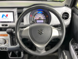 【純正革巻きステアリング】上質な革を使用することで、手にしっかり馴染みとても運転しやすいハンドルです♪