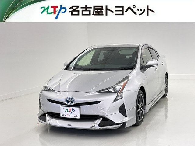 トヨタ プリウス 