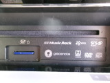 オーディオはDVD・CD再生、Bluetoothに対応しています。