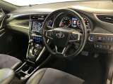分かりやすく操作しやすい運転席まわりです☆