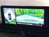 【アラウンドビューモニター】専用のカメラにより、上から見下ろしたような視点で360度クルマの周囲を確認することができます☆死角部分も確認しやすく、狭い場所での切り返しや駐車もスムーズに行えます。