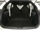 【シートアレンジ可能】ゆとりあるワイドな車内空間は、ドライブを始め買い物やレジャーなど、幅広く活躍します。一人でもみんなとでもお出かけを楽しみましょう!