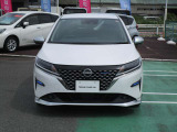 広い展示場には高品質で程度の良いお車を多数展示しておりますよ。他にもおすすめが色々ございます。