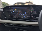 ご納車前には弊社グループの認証工場にて、専門スタッフによる100項目の点検・整備を実施いたしております。