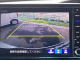バックモニター付きで、車庫入れやバック時の後方確認をサポート。