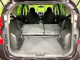 普段のお買い物や通勤、送迎等に十分な荷室スペースを確保しております。セカンドシートを倒すと、大きな荷物の積載も可能です♪