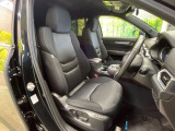 運転席シート廻りは使用感も少なく、良好な状態となっています。丁寧に使われていたことがよくわかりますね。