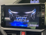 【BIG-X11インチナビ】人気の大画面BIG-Xナビを装備。専用設計で車内の雰囲気にマッチ!ナビ利用時のマップ表示は見やすく、テレビやDVDは臨場感がアップ!いつものドライブがグッと楽しくなります♪