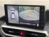 【パノラマモニター】専用のカメラにより、上から見下ろしたような視点で360度クルマの周囲を確認することができます☆縦列駐車や幅寄せ時に活躍してくれます♪