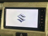 【純正ナビ】人気の純正ナビを装備。オーディオ機能も充実しており、Bluetooth接続すればお持ちのスマホやMP3プレイヤーの音楽を再生可能!毎日の運転がさらに楽しくなります!!