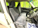 運転席シート廻りは使用感も少なく、良好な状態となっています。丁寧に使われていたことがよくわかりますね。