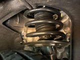 お車を安心してお乗りいただく為には、足回りの定期点検が欠かせません。サービスサポート(有償保証)では無料点検もご提供しており、安心のカーライフをお過ごしいただけるサポート体制が整っています。