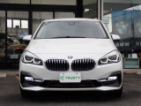 BMW在庫保有台数常時100台以上!ご来店の際はBMW本店(厚木市下荻野140-1)にご来店ください!弊社自慢の全天候型ショールーム!BMW在庫保有台数常時100台以上ございます!