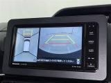 【フロントカメラ】運転席に座った状態で死角になりやすいクルマの前の様子まで確認でき安全ですね♪