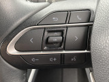 【ステアリングスイッチ】運転中、前方から目線をそらすことなく、オーディオ等の操作が可能な便利機能!安心&快適なドライブを演出してくれます♪