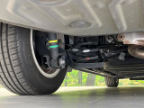 お車を安心してお乗りいただく為には、足回りの定期点検が欠かせません。サービスサポート(有償保証)では無料点検もご提供しており、安心のカーライフをお過ごしいただけるサポート体制が整っています。