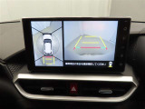 バックモニターを装備しています。車庫入れ時等に車両後方が確認出来るのでとても便利です。