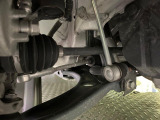 お車を安心してお乗りいただく為には、足回りの定期点検が欠かせません。サービスサポート(有償保証)では無料点検もご提供しており、安心のカーライフをお過ごしいただけるサポート体制が整っています。