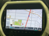 【メーカー純正9型ナビ】インテリアに溶け込むスタイリッシュな「専用設計」メーカーナビを装備♪視認性や操作性など基本性能にも優れ、より上質なカーライフをお楽しみいただけます。