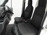 お車を購入される際はご不明な点や不安な点もあるかと思いますが、困ったらお気軽にご相談下さい! 0566-71-1630 までお電話頂ければ当店のスタッフがじっくりお話を聞かせて頂きます!
