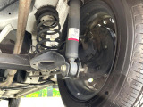 お車を安心してお乗りいただく為には、足回りの定期点検が欠かせません。サービスサポート(有償保証)では無料点検もご提供しており、安心のカーライフをお過ごしいただけるサポート体制が整っています。
