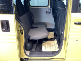 乗車人数や荷物の量、車内での過ごし方に合わせて、シートのレイアウトを変更できます。