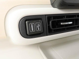 愛知ダイハツではお車をご購入頂いた後が本当のお付き合いのスタートだと思っています。 ですので定期点検や車検もお得なパックをご用意してお客様に頼りにされるダイハツディーラーを目指しています☆